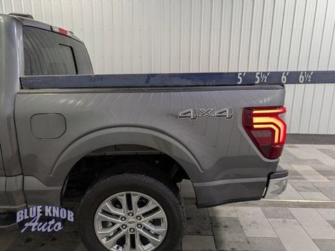 Used 2025 Ford F150 Lariat w/ Equipment Group 501A Mid image 3