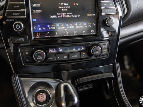 Used 2016 Nissan Maxima Platinum image 27