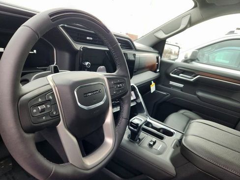 New 2026 GMC Sierra 1500 Denali w/ Technology Package AWD/4WD image 14