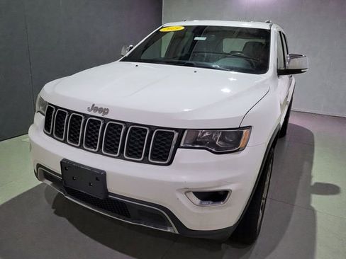 Used 2019 Jeep Grand Cherokee Limited image 16