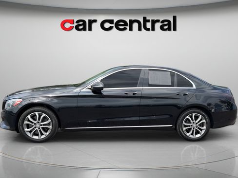 Used 2016 Mercedes-Benz C 300 4MATIC Sedan image 2