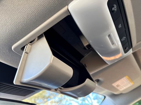 Certified 2024 Nissan Sentra SV image 34