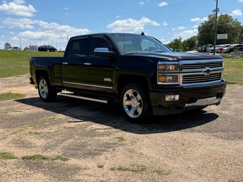 Used 2014 Chevrolet Silverado 1500 High Country w/ High Country Premium Package AWD/4WD image 7