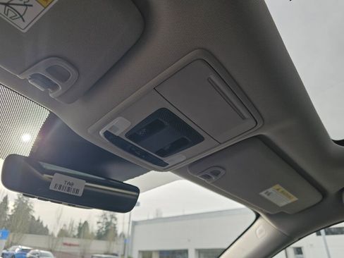 New 2025 Honda Pilot Touring image 28