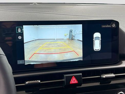 New 2026 Kia Sportage EX image 13