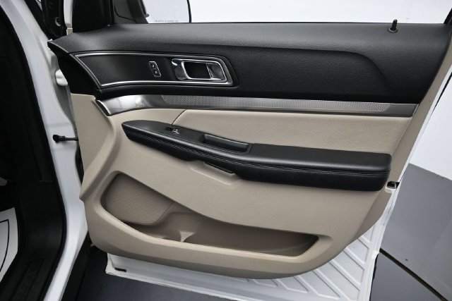 Used 2019 Ford Explorer XLT w/ Equipment Group 202A FWD image 34
