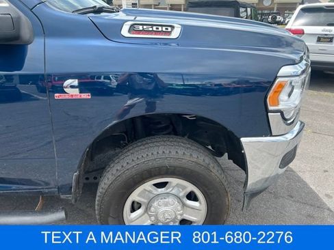 Used 2024 RAM 3500 Tradesman w/ Chrome Appearance Group AWD/4WD image 8