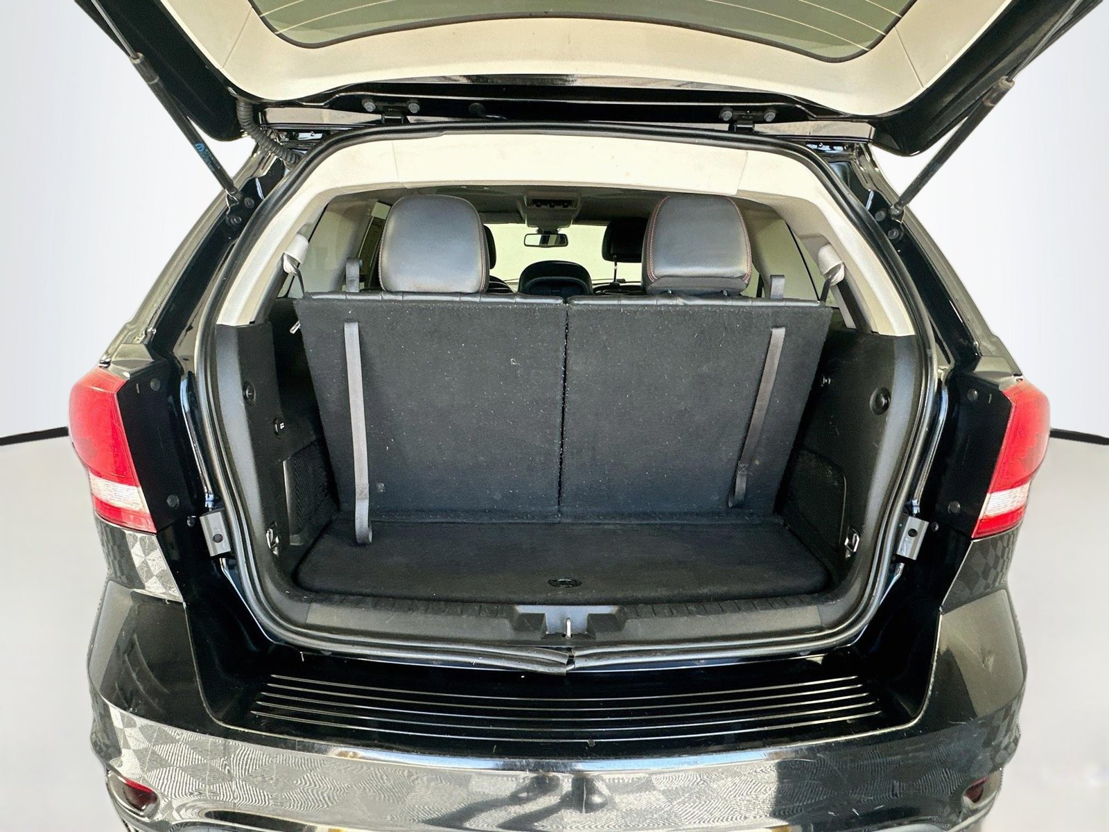 Used 2019 Dodge Journey GT AWD/4WD image 23
