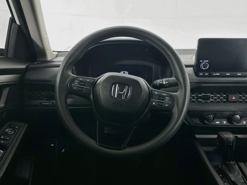 Used 2025 Honda Accord LX image 16