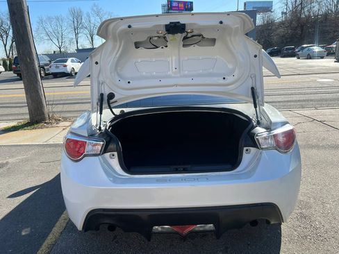 Used 2013 Scion FR-S image 9