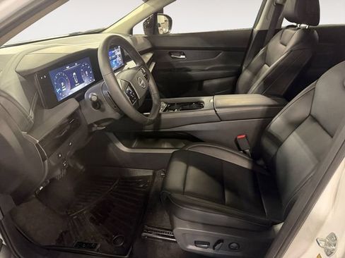 Used 2025 Nissan Murano SV w/ Cargo Package AWD/4WD image 11