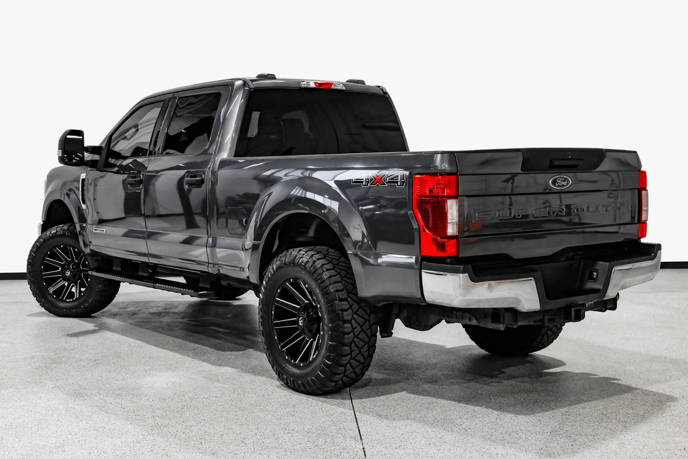 Used 2020 Ford F250 XLT AWD/4WD image 8