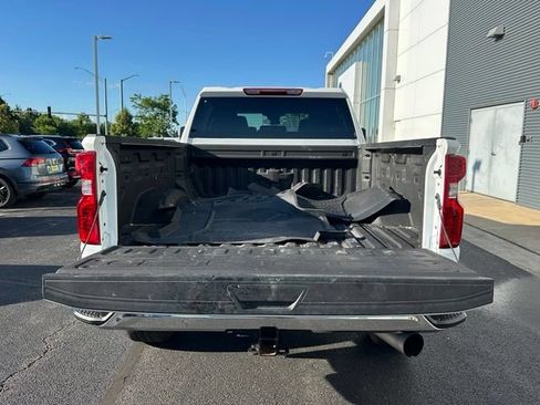 Used 2025 Chevrolet Silverado 2500 LT AWD/4WD image 19