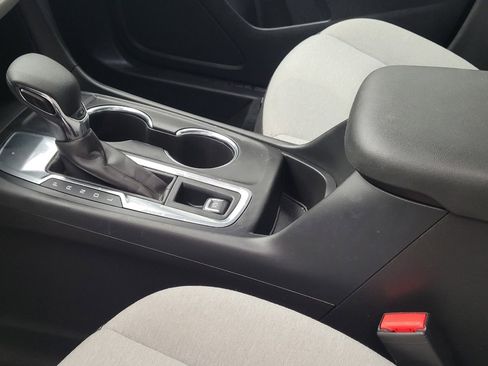 Used 2024 Chevrolet Equinox LT w/ LPO, Floor Liner Package FWD image 26