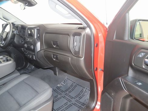 Used 2023 Chevrolet Silverado 1500 Custom image 33