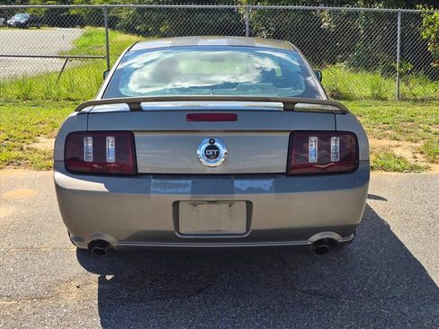 Used 2005 Ford Mustang GT Premium RWD image 11