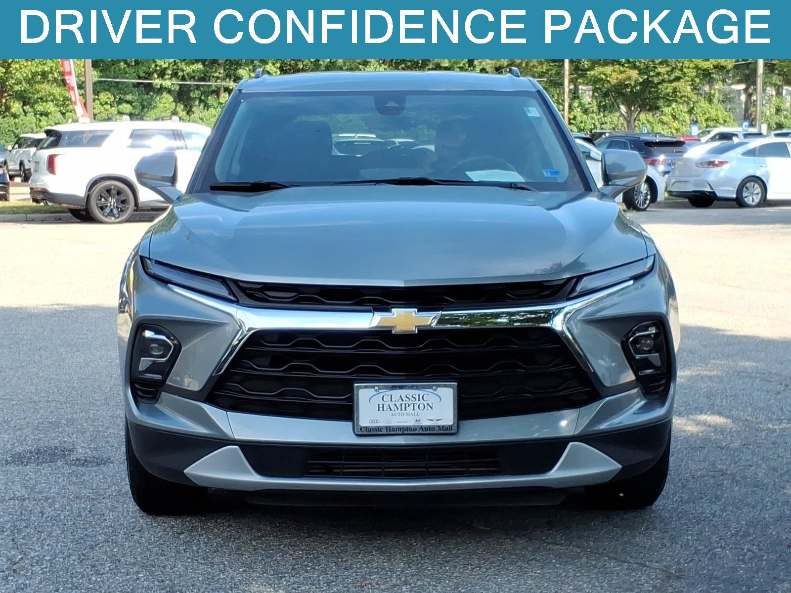Used 2024 Chevrolet Blazer LT w/ Convenience Package FWD image 2