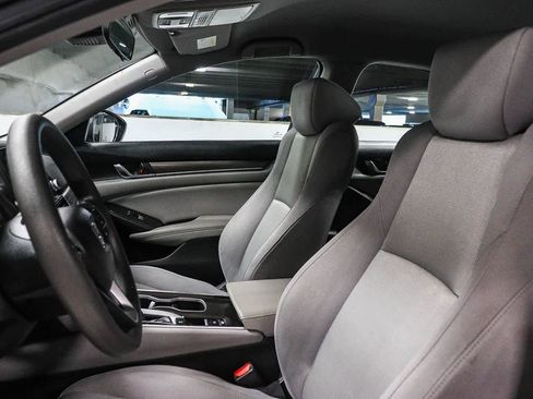 Used 2019 Honda Accord LX image 17