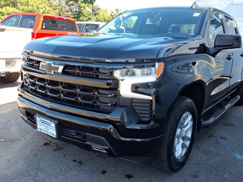 Used 2023 Chevrolet Silverado 1500 RST w/ LPO, Dark Essentials Package AWD/4WD image 7