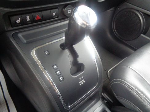Used 2016 Jeep Patriot High Altitude AWD/4WD image 34