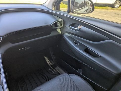 Used 2021 Hyundai Santa Fe SEL w/ Convenience Package image 21