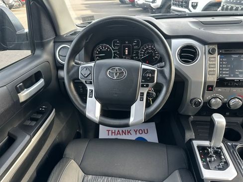 Used 2018 Toyota Tundra SR5 image 18