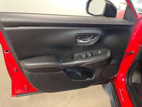 Used 2024 Honda HR-V Sport image 24
