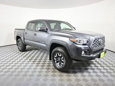 Used 2023 Toyota Tacoma TRD Off-Road AWD/4WD image 10