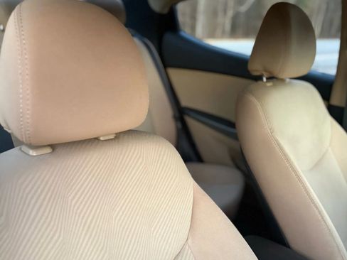 Used 2013 Hyundai Elantra GLS image 12