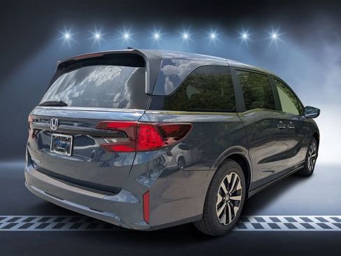 New 2026 Honda Odyssey EX-L image 3