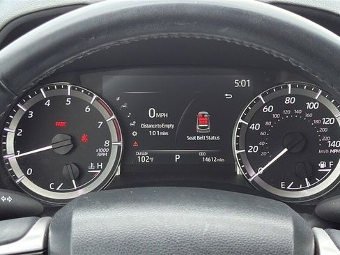 Used 2023 Toyota Highlander LE image 17