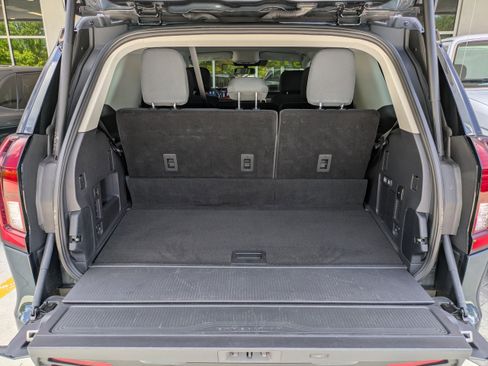 Certified 2025 Ford Expedition Active AWD/4WD image 13