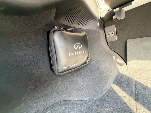 Used 2012 INFINITI EX35 Journey w/ Premium Pkg image 21