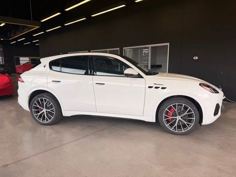 New 2026 Maserati Grecale Modena AWD/4WD image 6