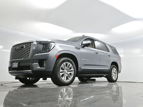 Used 2021 GMC Yukon Denali w/ LPO, Illumination Package image 72