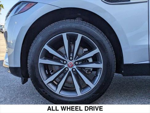 Used 2023 Jaguar F-PACE S AWD/4WD image 18