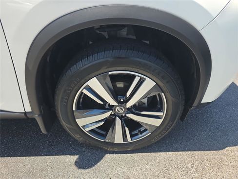 Used 2021 Nissan Rogue SL w/ Premium Package FWD image 30