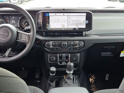 New 2025 Jeep Wrangler Sport S image 21