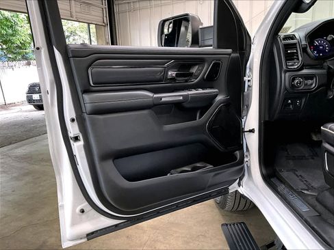 Used 2023 RAM 1500 Limited AWD/4WD image 25