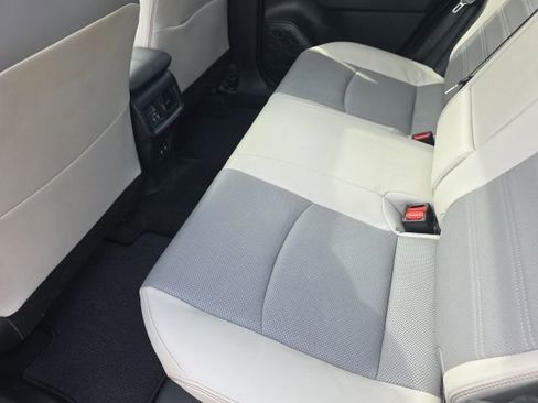 Used 2020 Toyota RAV4 Limited image 10