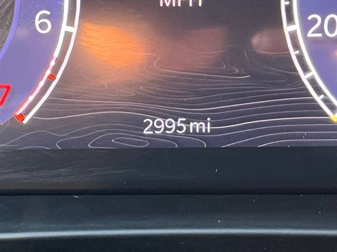 Used 2024 Jeep Grand Cherokee L Altitude RWD image 20