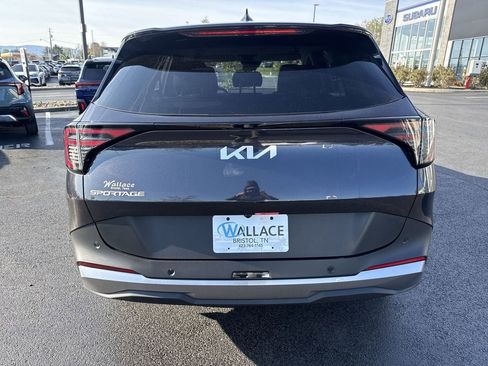 New 2026 Kia Sportage LX FWD image 5