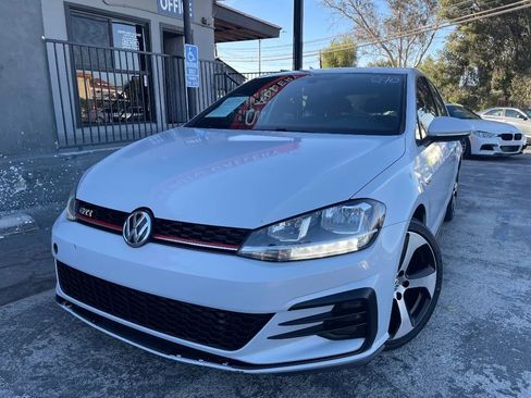 Used 2018 Volkswagen GTI SE FWD image 1