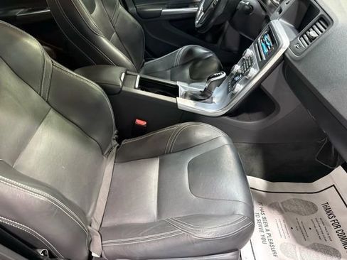 Used 2018 Volvo S60 T5 Dynamic w/ Vision Package image 27