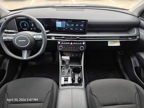Used 2026 Hyundai Tucson SEL FWD image 10