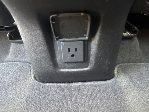 Used 2018 Chevrolet Equinox LT w/ Sun & Infotainment Package AWD/4WD image 26