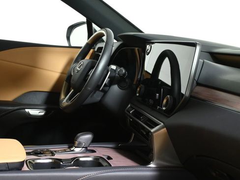 Used 2025 Lexus RX 350 Premium w/ Convenience Package image 32