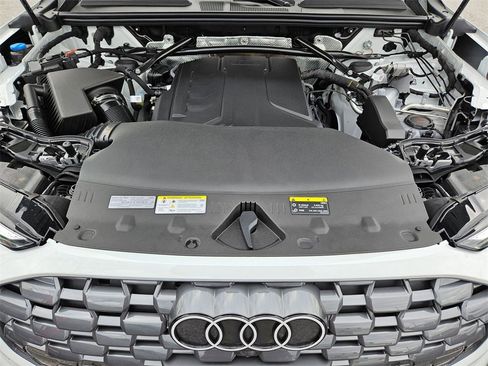 New 2025 Audi Q5 Premium Plus image 24