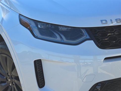 Certified 2025 Land Rover Discovery Sport S image 32