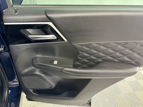 Used 2022 Mitsubishi Outlander SEL AWD/4WD image 48